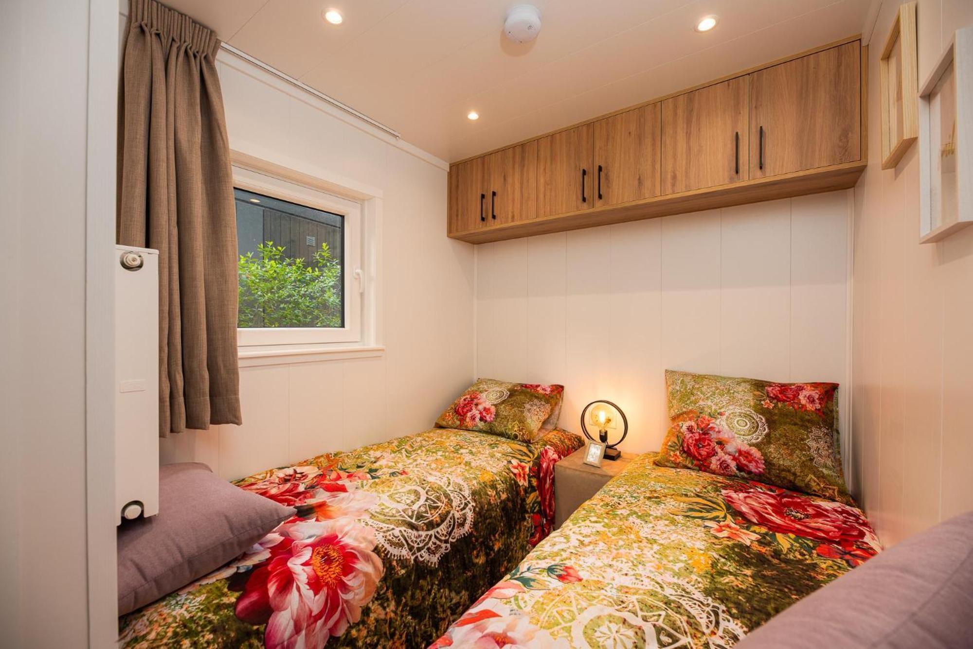 Veluwepark De Bosgraaf | Comfort Met Hottub Lieren Стая снимка