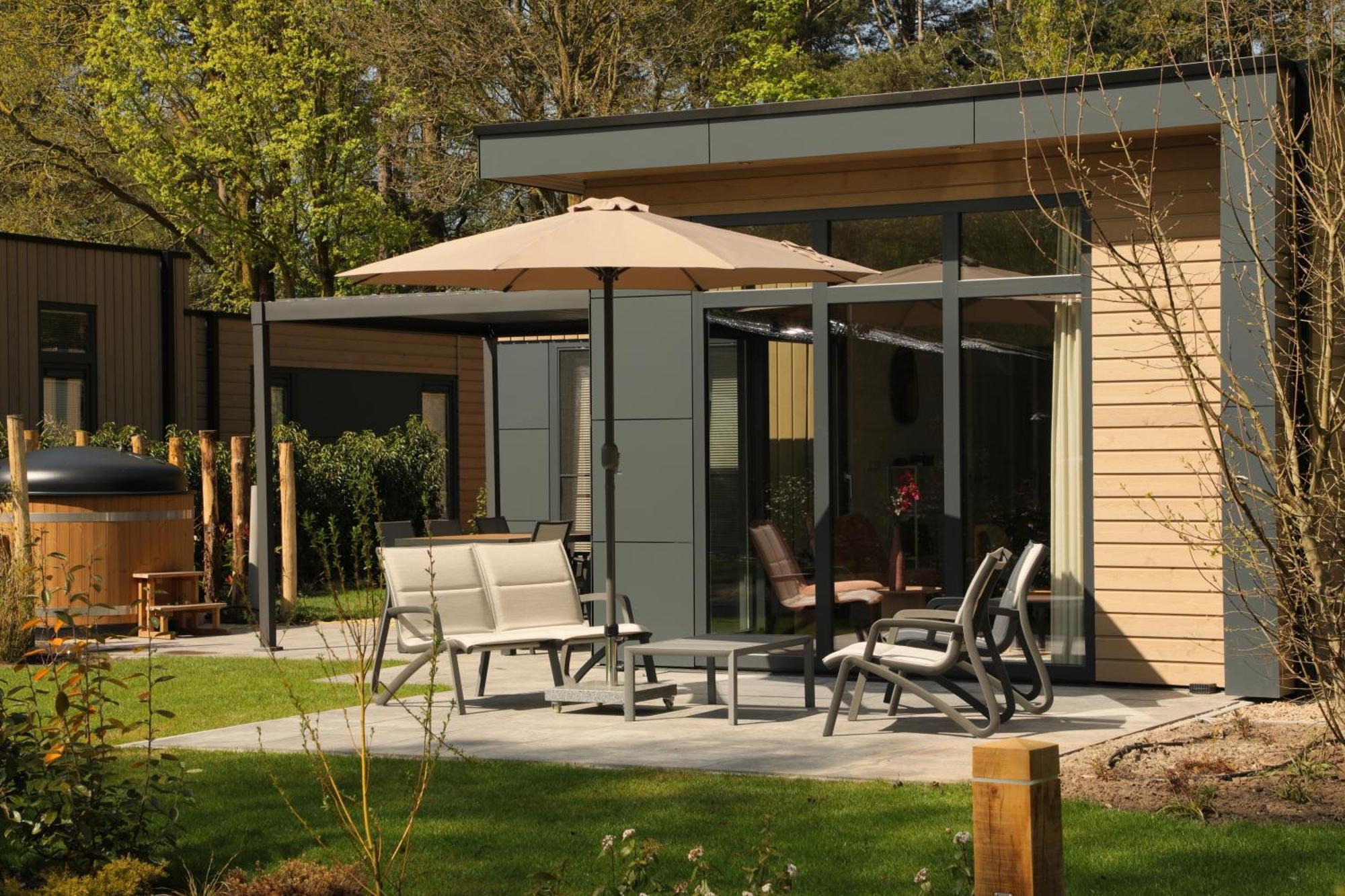 Veluwepark De Bosgraaf | Comfort Met Hottub Lieren Екстериор снимка