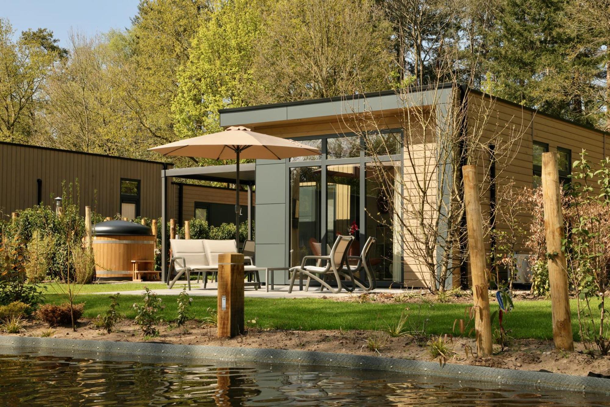 Veluwepark De Bosgraaf | Comfort Met Hottub Lieren Екстериор снимка